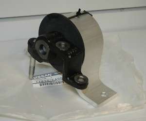NISSAN FRONT ENGINE MOUNT 03 07 MURANO  