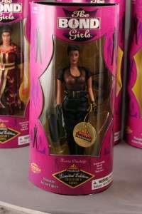 This is a lot of 6 MIB Bond Girl Dolls. All LE Collector series action 