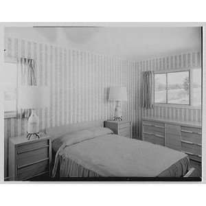   Hills, Huntington, Long Island, New York. Braden house, bedroom 1953