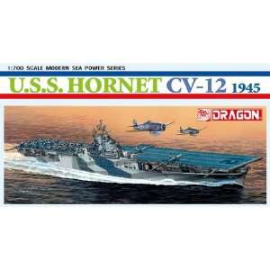  Dragon 1/700 U.S.S. Hornet CV 12, 1945 Toys & Games