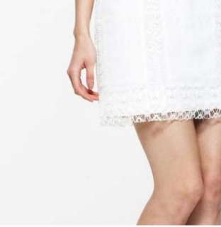 With a timeless silhouette and delicate details, this lace dress 