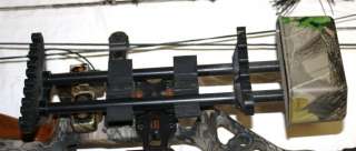   Outback Compound Hunting Bow 70 lb with Alpine Archery Quiver RH