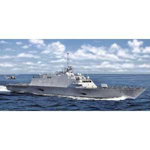  1/350 USS Freedom LCS 1 Toys & Games