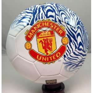  MANCHESTER UNITED OFFICIAL SIZE 5 SOCCER BALL   BLUE/WHITE 
