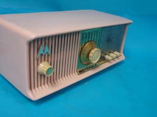 Vintage 50s Pink Motorola Clock Radio AM Urea Space Age Jetsons Model 