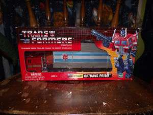   Transformers Commemorative Series 1 M 02 Autobots Roll Out  