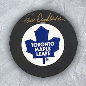 Paul Henderson Signed Puck   Toronto Maple Leafs  Sports 