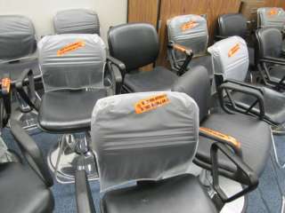 Lot of 6 Hydraulic Barber/Salon Beauty Styling Chairs  