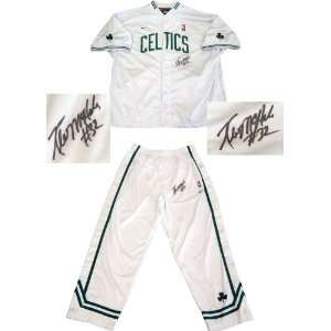  Kevin McHale Autographed Boston Celtics Nike Warmup Suit 