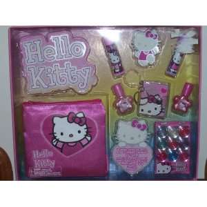  Hello Kitty Make up Kit with Cosmetic Bag Toys & Games