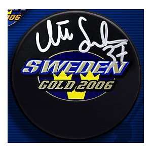  Mikael Samuelsson Autographed Hockey Puck Sports 