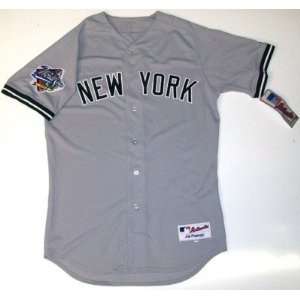 Derek Jeter Authentic 1998 World Series Yankees Jersey Small   Sports 