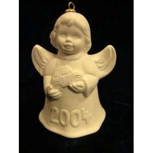  2004 Annual Dated Goebel Angel Bell Ornament   White 