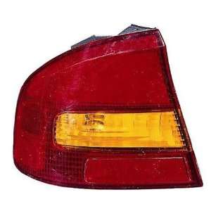 OE Replacement Subaru Legacy Driver Side Taillight Assembly (Partslink 