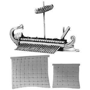  Xyston 15mm Roman Quinquereme with Corvus Toys & Games