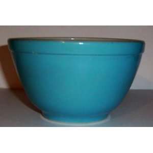  VINTAGE Pyrex Blue Mixing Bowl 