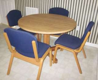 Round Breakfast Room Table with Four Chairs  