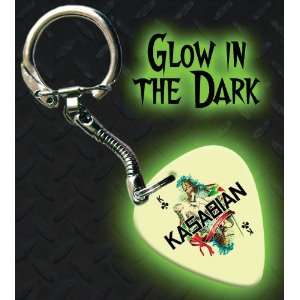  Kasabian Glow In The Dark Premium Guitar Pick Keyring 