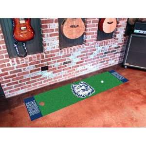  UConn Putting Green Mat   NCAA