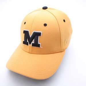   Mizzou Tigers Gold Fitted Baseball Hat Size 6 7/8