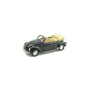  Volkswagen Beetle Convertible 1/24   Black Toys & Games