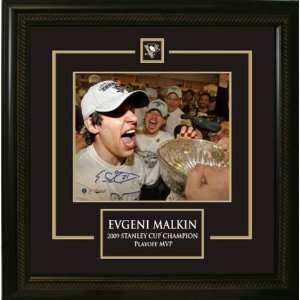  Malkin Signed 8 x 10 Etched Mat Penguins locker room celebration
