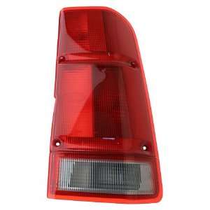 OES Genuine Land Rover Discovery Passenger Side Replacement Tail Light 