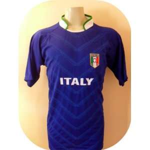  ITALY SOCCER JERSEY SIZE LARGE.NEW .
