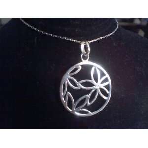  BEAUTIFUL BRAND NEW MARKED 925 STERLING SILVER FLOWER IN 