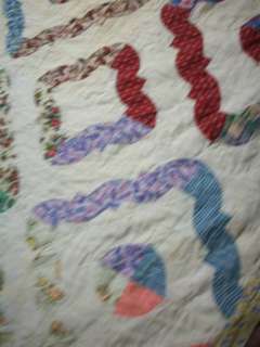 This great quilt measures approximately 71x89 inches.