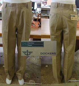 Dockers Mens D4 True Chino Pleated Pants KHAKI 30 x 30 NWT  