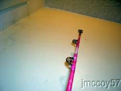   SALTWATER STANDUP FISHING ROD 630 50LB HOT PINK AFTCO ROLLERS NEW