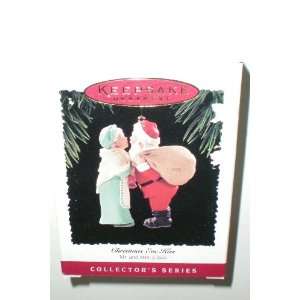   Eve Kiss    Mr. and Mrs. Claus    Collectors Series 