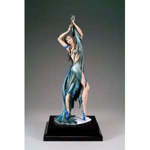  Giuseppe Armani Figurines   2226c The Water