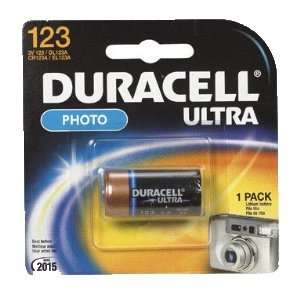  12 x Duracell Ultra CR123A batteries