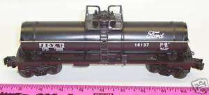 Lionel new 16137 Ford single dome tank car with metal  