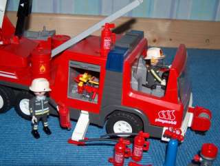 Feuerwehrleiterfahrzeug von Playmobil (3182) in Nordrhein Westfalen 