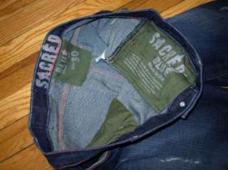   BLUE Jeans Dark Wash Distressed Stretch 30 x 33.5 euc MINT  