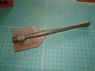   WWII 1944 US WOOD Army Military Trench Foxhole Folding SHOVEL  