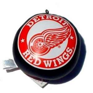  Detroit Red Wings NHL Soft Toy Mini Hockey Puck Dangler 