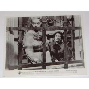   Photo Print   8 x 10   Bette Davis, Joan Crawford, Victor Buono   BW04