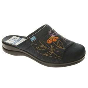  Fly Flot PASTURE N Womens Pasture Clogs Toys & Games