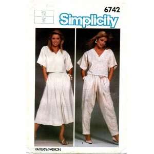  Simplicity 6742 Sewing Pattern Misses Top Skirt Pants Size 