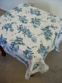 NEW Tablecloth 58x96 Large Floral Print Beautiful Handcrafted  