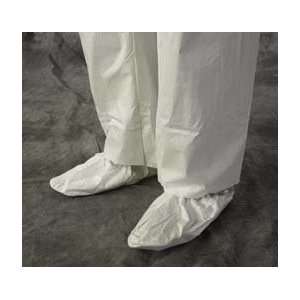 VWR Shoe Covers made w/ DuPont Tyvek IsoClean Material   Size Large 